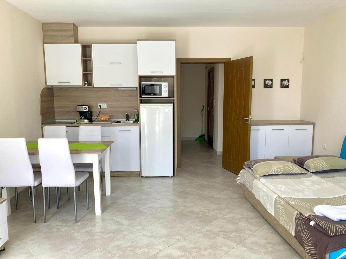 Apartments In Villas Apolon سوزوبول المظهر الخارجي الصورة